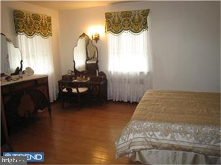 385 Sugartown Road Wayne, PA 19087 - Photo 8 of 13
