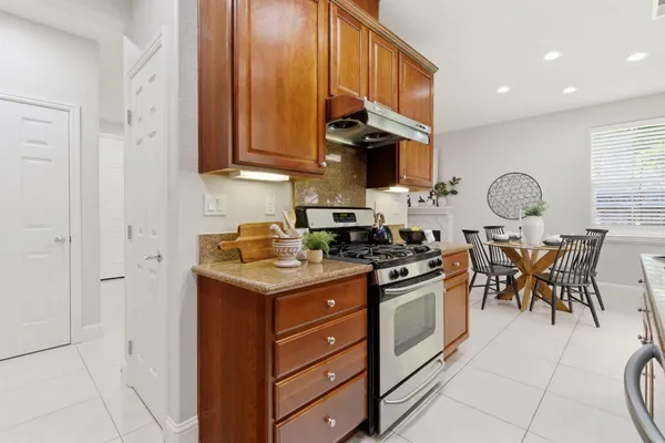 $674,500 | 349 West Las Brisas Drive, Mountain House, CA 95391