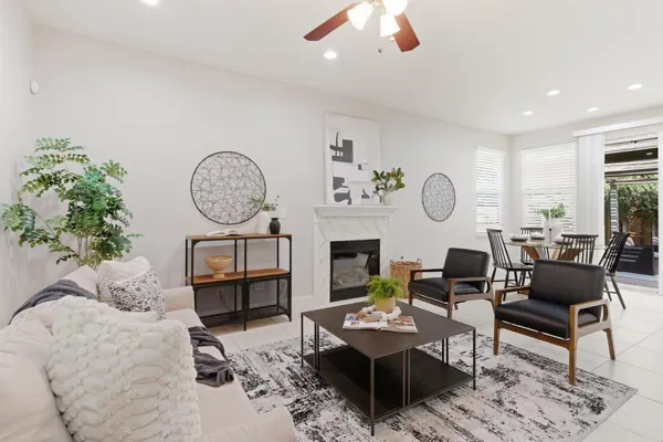 $674,500 | 349 West Las Brisas Drive, Mountain House, CA 95391