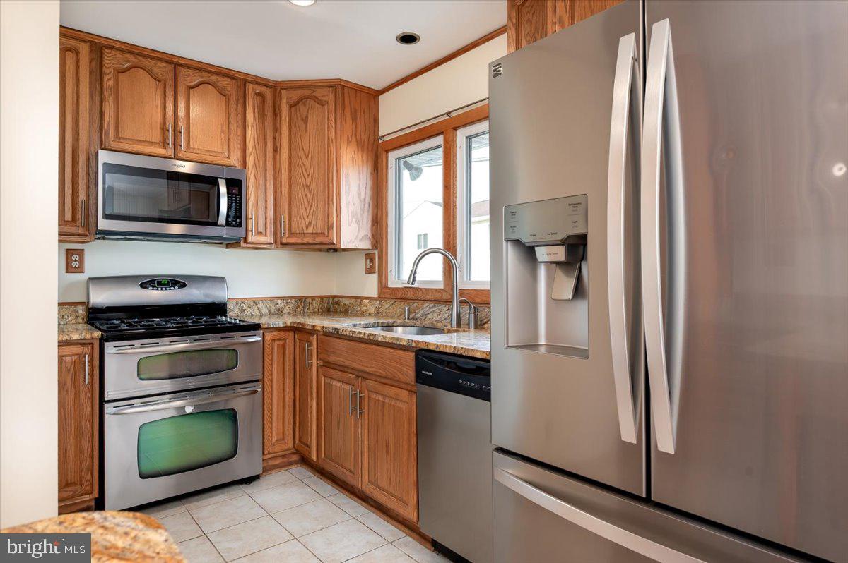 1848 Ridgewick Road Glen Burnie, MD 21061 - Photo 14 of 36 Kitchen
