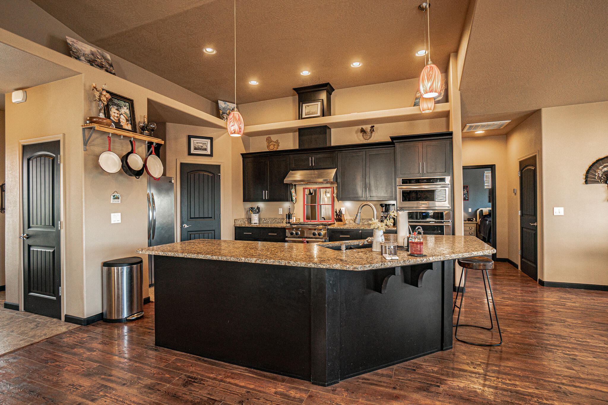 1050 Azure Way Eagle Point, OR 97524 - Photo 26 of 39