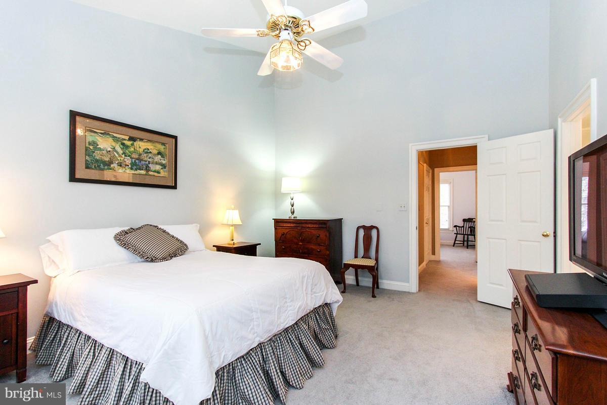 1364 Sundial Drive Reston, VA 20194 - Photo 21 of 30 Bedroom (Master)