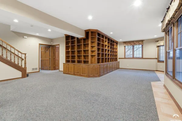 $799,900 | 1604 Bob White Drive, Lawrence, KS 66047