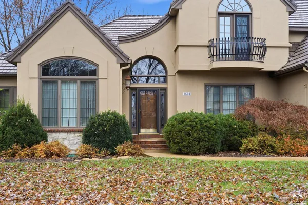 $799,900 | 1604 Bob White Drive, Lawrence, KS 66047