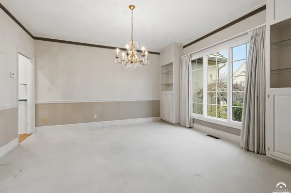 $799,900 | 1604 Bob White Drive, Lawrence, KS 66047