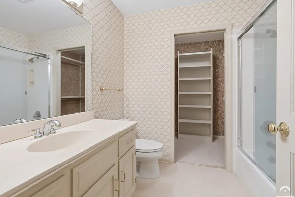 $799,900 | 1604 Bob White Drive, Lawrence, KS 66047