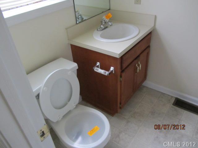 1819 Stoney Point Road Shelby, NC 28150 - Photo 11 of 12 Gallery Image 11