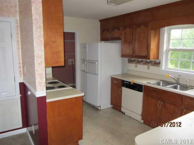 1819 Stoney Point Road Shelby, NC 28150 - Photo 6 of 12 Gallery Image 6