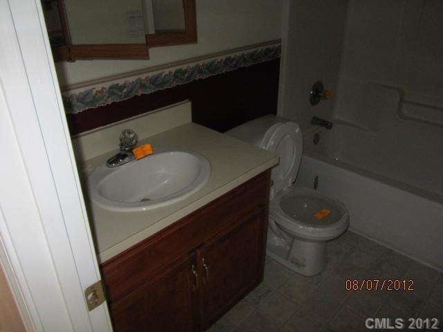 1819 Stoney Point Road Shelby, NC 28150 - Photo 10 of 12 Gallery Image 10