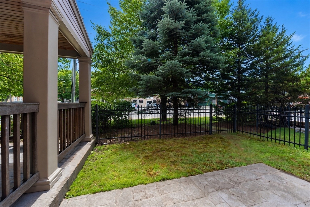540 Main Street, Unit 101 Clinton, MA 01510 - Photo 4 of 24