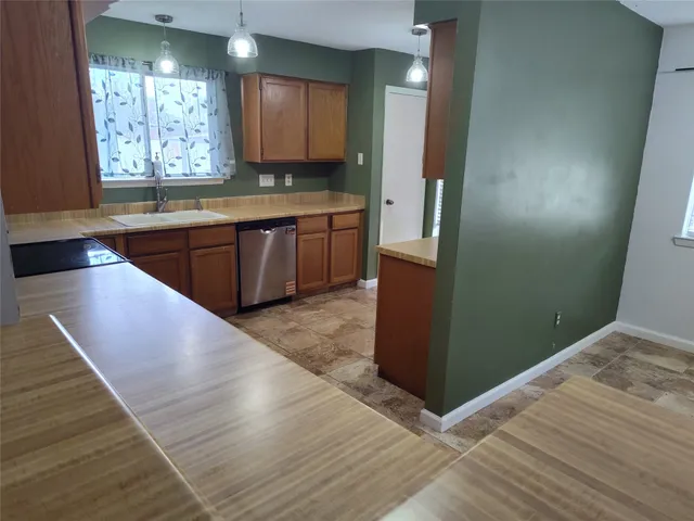 $1,550 | 3347 Silverside Drive, Katy, TX 77449