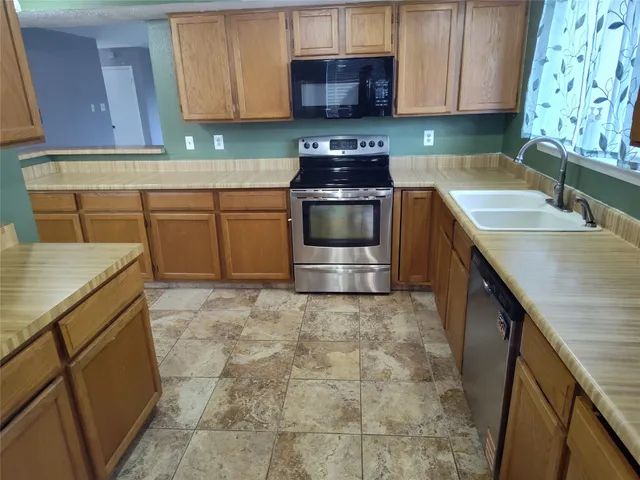 $1,550 | 3347 Silverside Drive, Katy, TX 77449