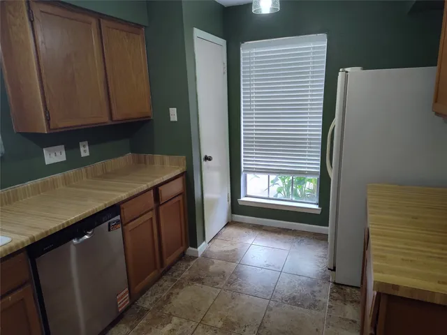 $1,550 | 3347 Silverside Drive, Katy, TX 77449