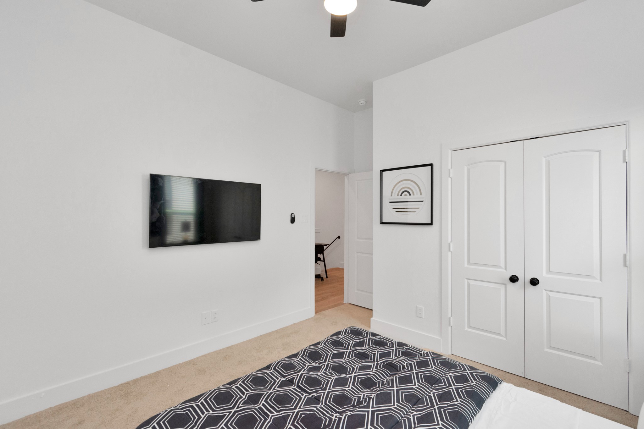 5308 Denmark Street Houston, TX 77028 - Photo 25 of 36 a view of a livingroom with an empty space & a window