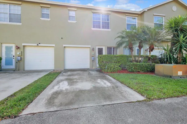 $240,000 | 1888 Southeast High Springs Drive, Port St. Lucie, FL 34952