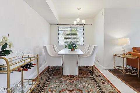 $565,000 | 2680 Lake Avenue, Unit 8, Altadena, CA 91001