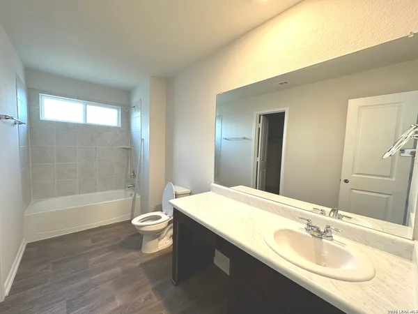 $2,350 | 13756 Red Rock Run, San Antonio, TX 78254