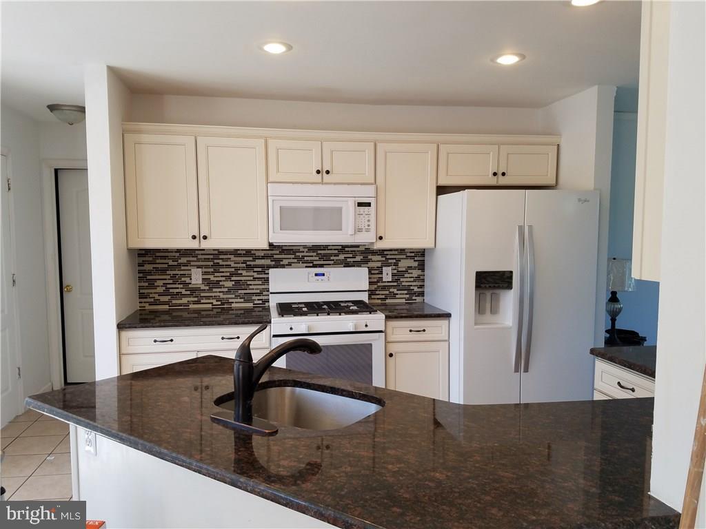 141 Gaff Road Manahawkin, NJ 08050 - Photo 8 of 31 Gallery Image 8
