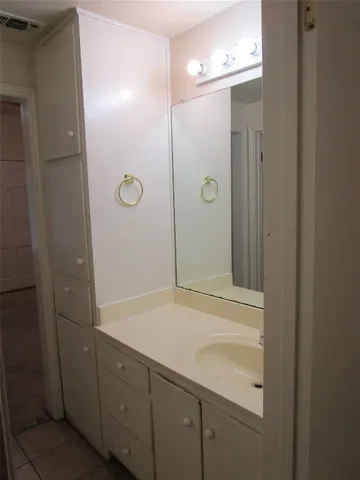 $2,350 | 2529 Rio Grande Street, Unit 84, Austin, TX 78705