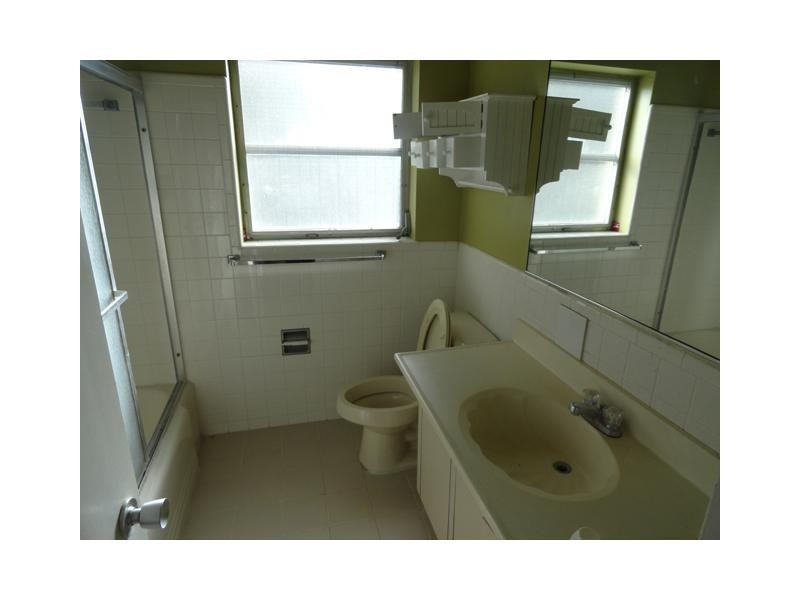 1241 Southwest 4th Street Boca Raton, FL 33486 - Photo 8 of 11 Bathroom