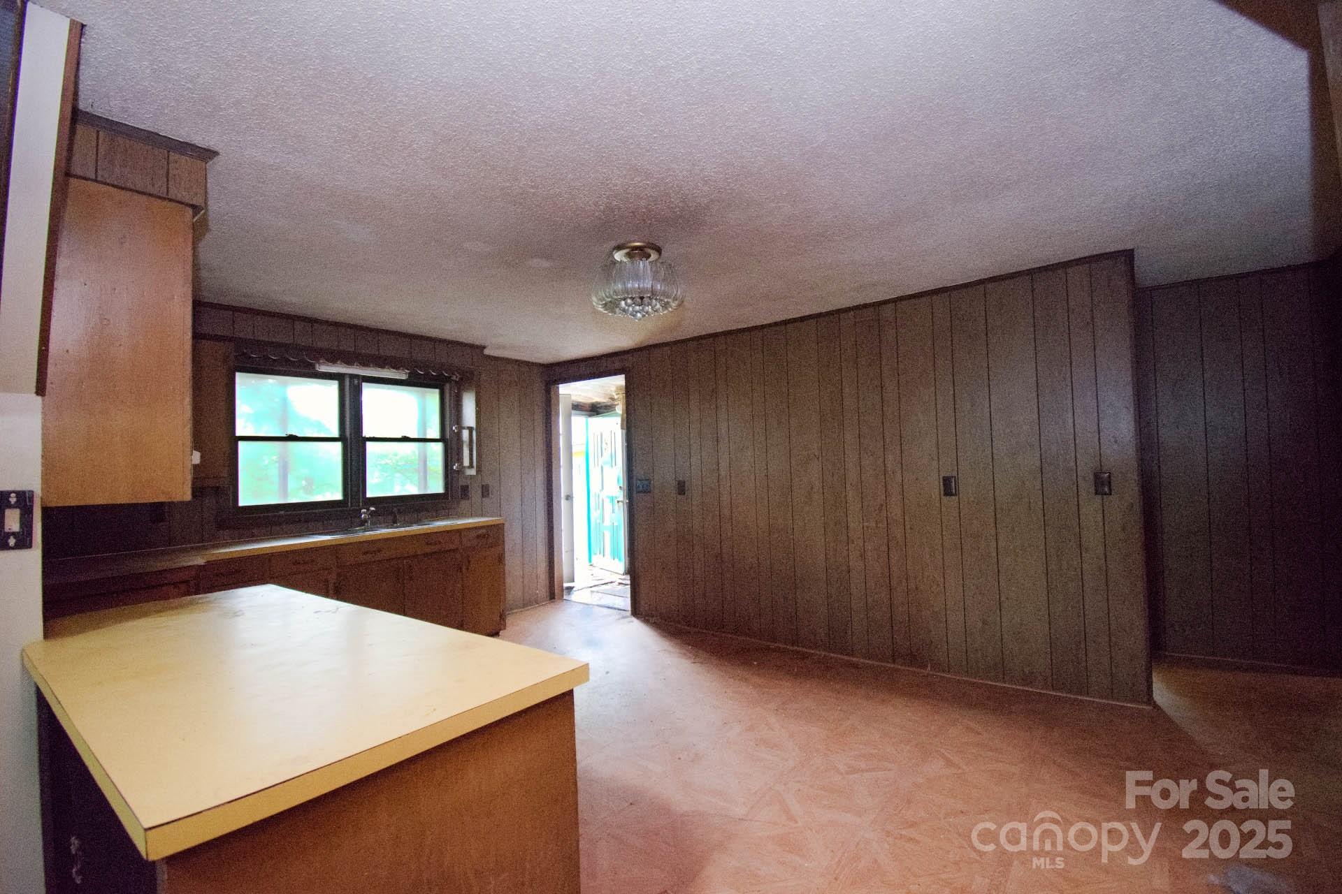 2334 North Marley Ford Road Ferguson, NC 28624 - Photo 7 of 22 Gallery Image 7