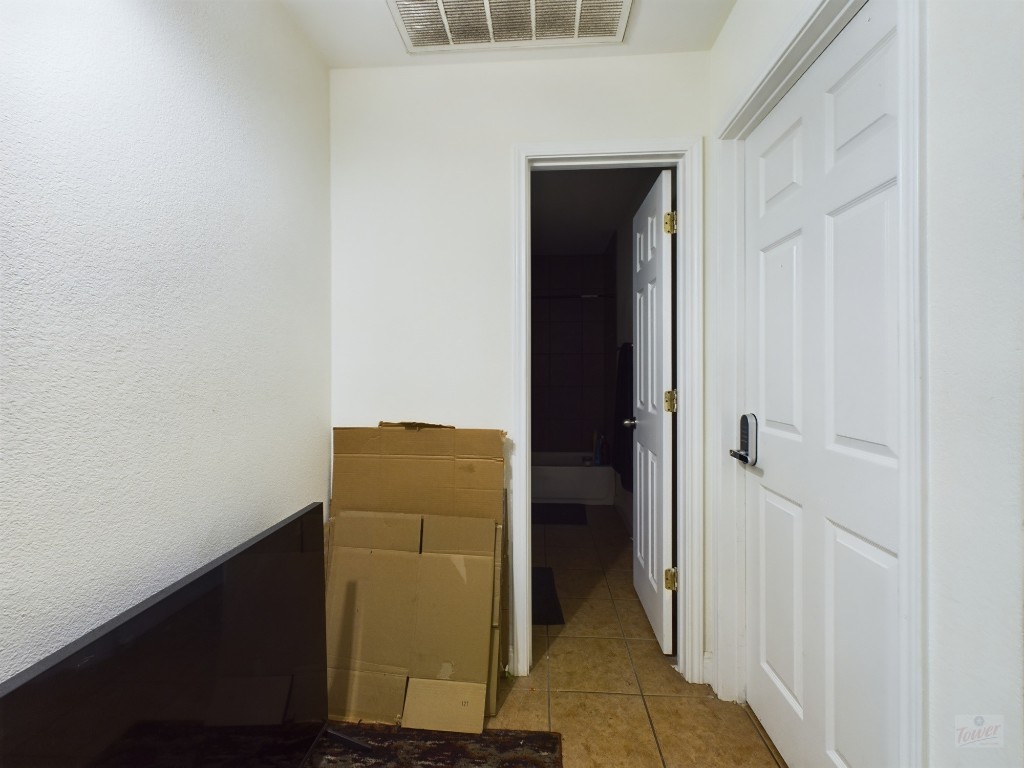 500 East 48th Street, Unit B Austin, TX 78751 - Photo 19 of 32