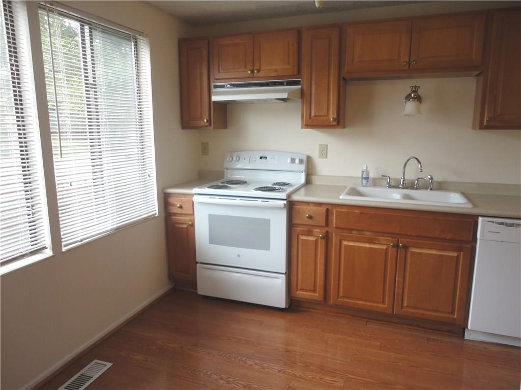 509 Hunters Path Road Bridgeville, PA 15017 - Photo 2 of 15 Gallery Image 2