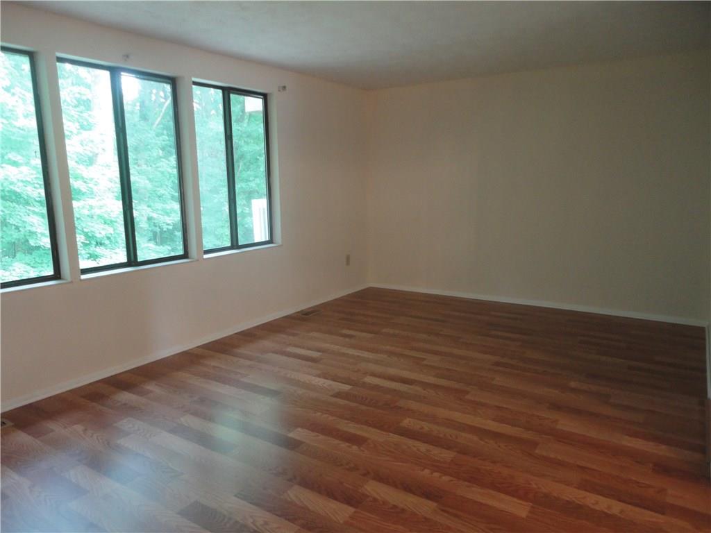 509 Hunters Path Road Bridgeville, PA 15017 - Photo 5 of 15 Gallery Image 5