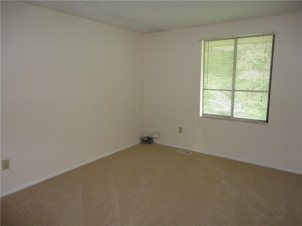 509 Hunters Path Road Bridgeville, PA 15017 - Photo 9 of 15 Gallery Image 9