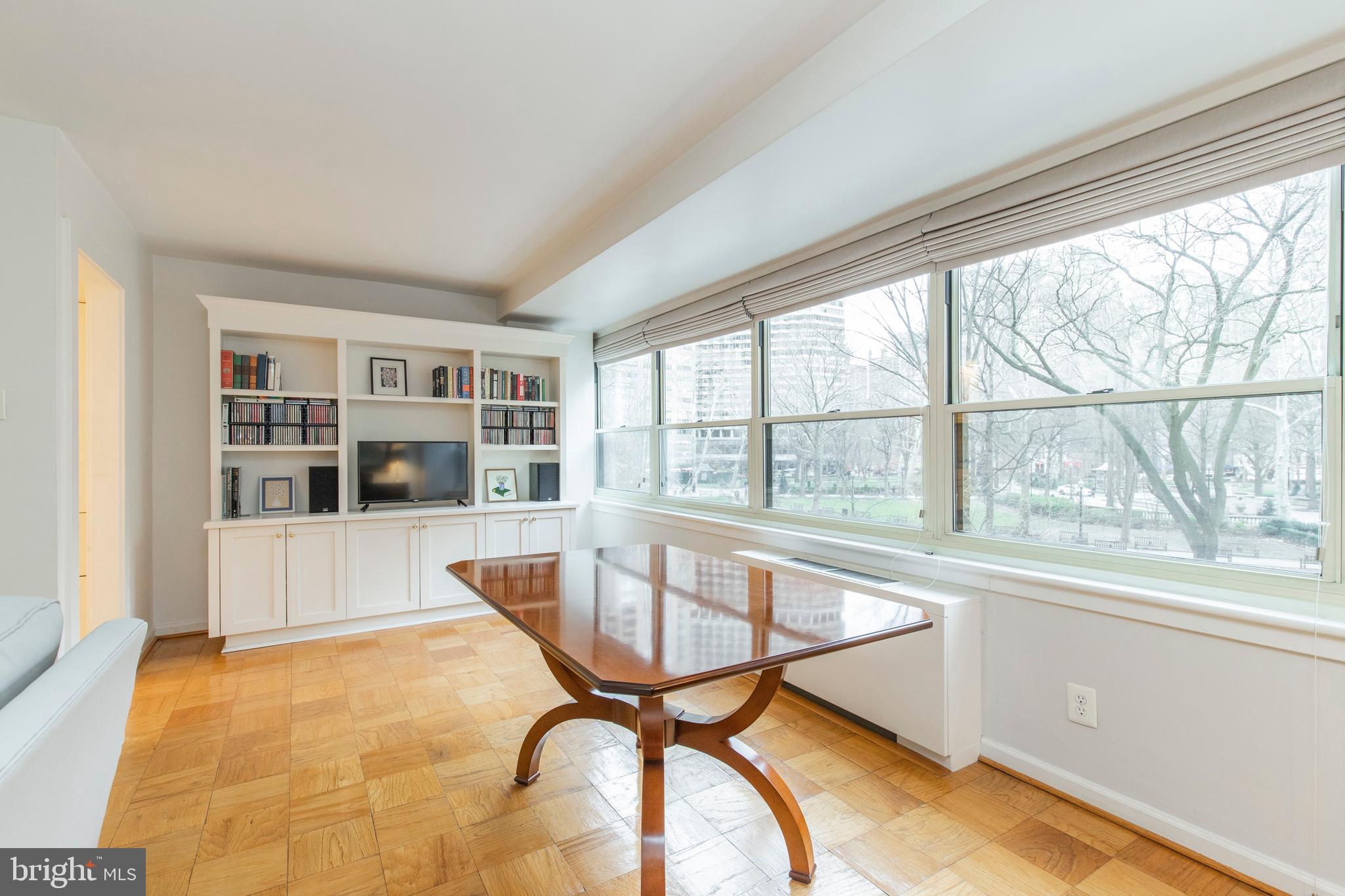 1810 Rittenhouse Square, Unit 301 Philadelphia, PA 19103 - Photo 4 of 28