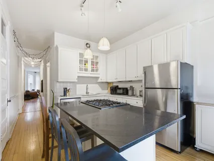$2,349,000 | 863 West Newport Avenue, Chicago, IL 60657
