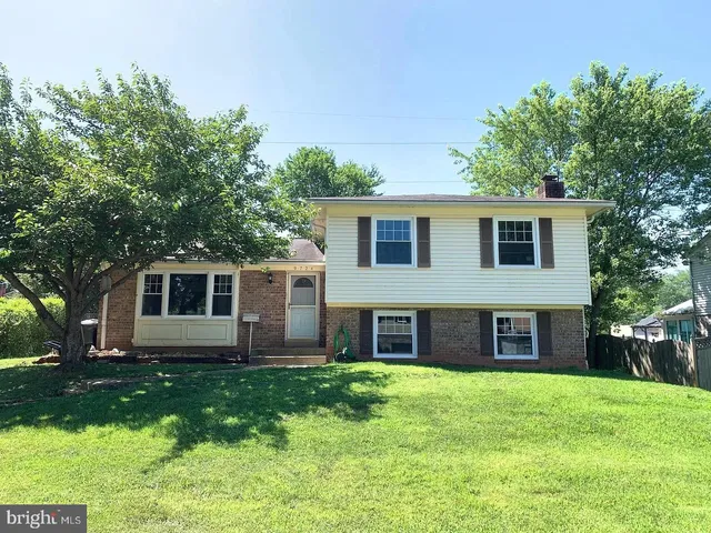 $605,000 | 9724 Copeland Drive, Manassas, VA 20109