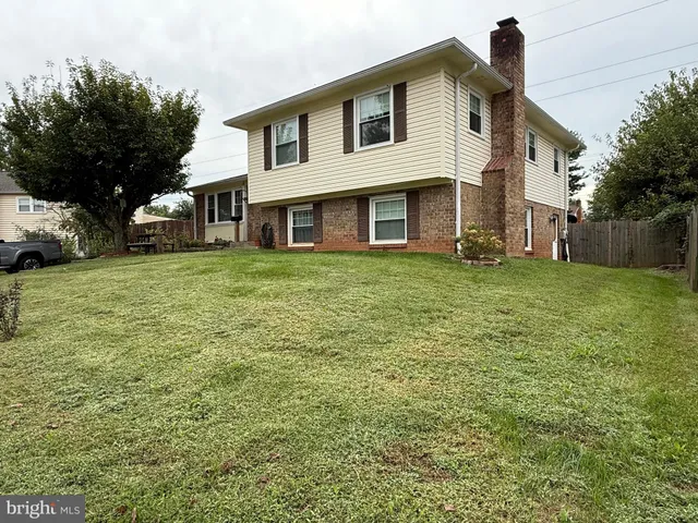 $605,000 | 9724 Copeland Drive, Manassas, VA 20109