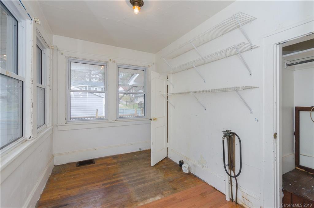 207 Edgewood Road Asheville, NC 28804 - Photo 12 of 14 Gallery Image 12