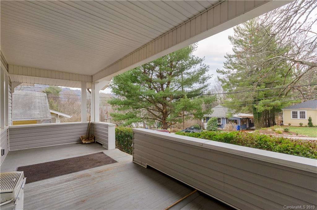 207 Edgewood Road Asheville, NC 28804 - Photo 3 of 14 Gallery Image 3