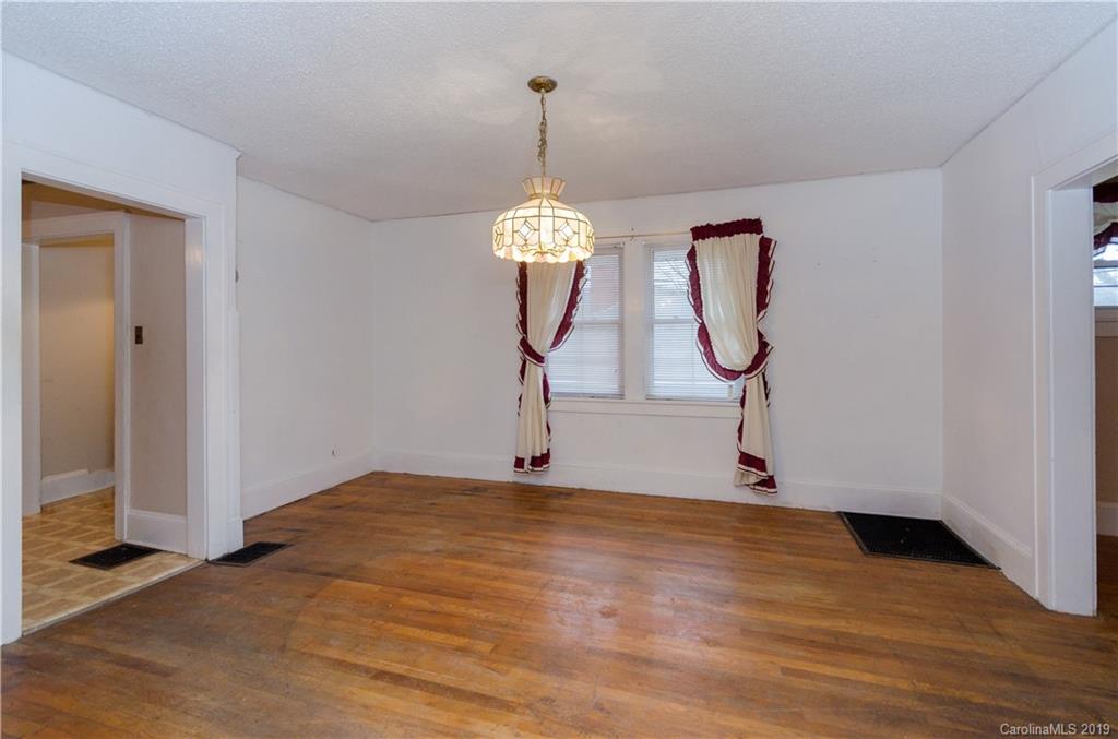 207 Edgewood Road Asheville, NC 28804 - Photo 6 of 14 Gallery Image 6