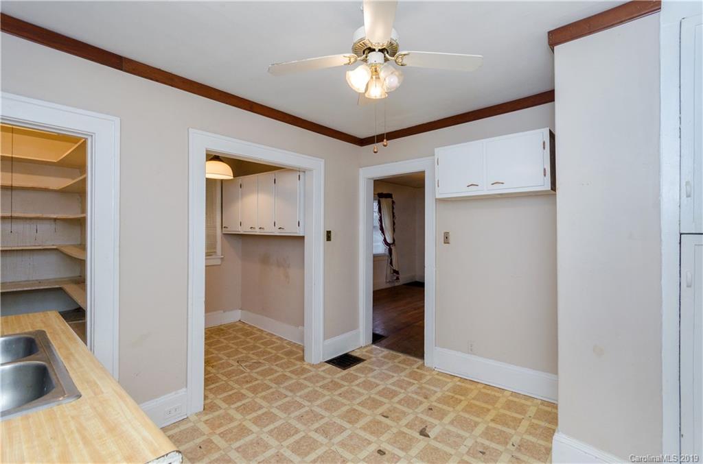207 Edgewood Road Asheville, NC 28804 - Photo 8 of 14 Gallery Image 8
