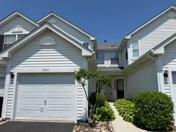 $2,000 | 4534 West Quill Lane, Waukegan, IL 60085