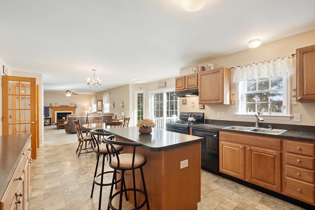 27 Hardwick Road Natick, MA 01760 - Photo 14 of 41 Gallery Image 14