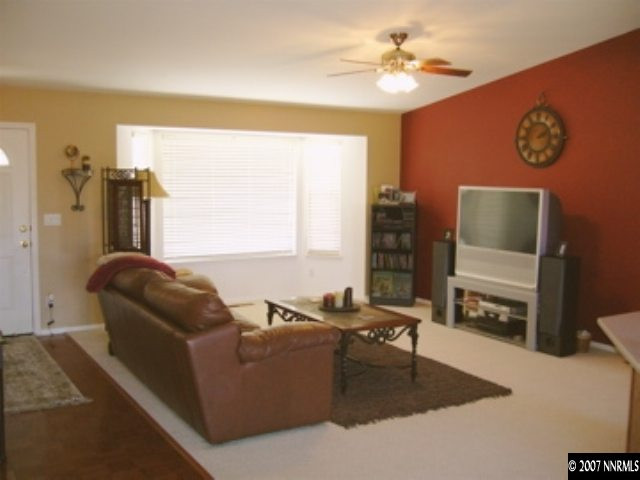 996 Rook Way Sparks, NV 89441 - Photo 2 of 9 Photo 2