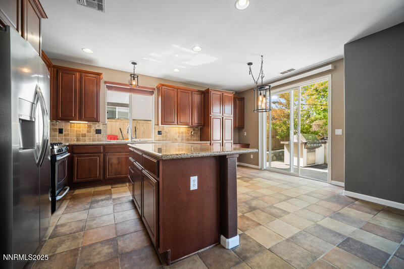 10735 Copper Lake Drive Reno, NV 89521 - Photo 17 of 47 10735 Copper Lake Drive (21 of 61)