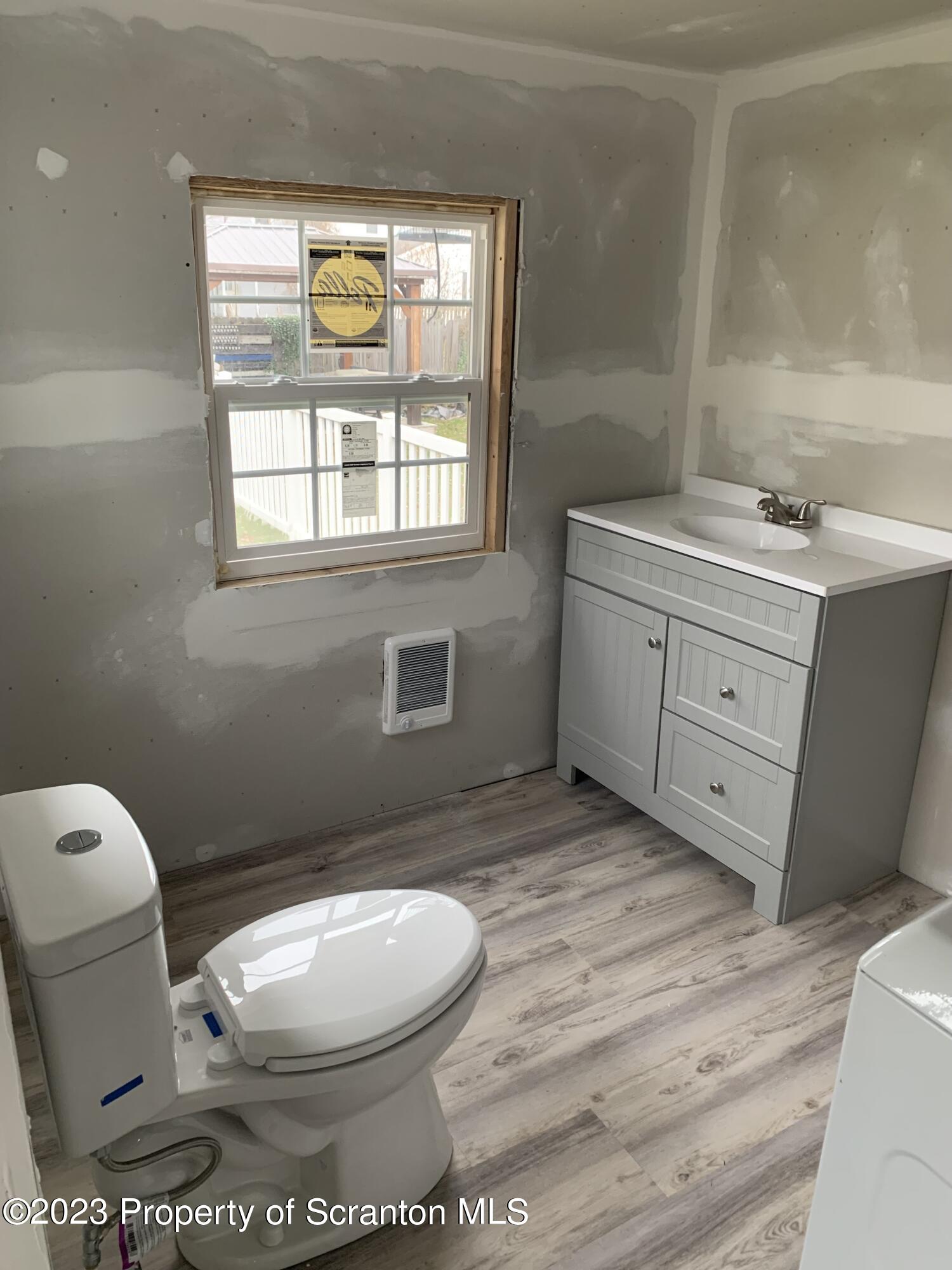 330 Ferdinand Street Scranton, PA 18508 - Photo 8 of 22 Gallery Image 8