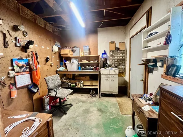 $254,000 | 15541 B Highway, Cole Camp, MO 65325