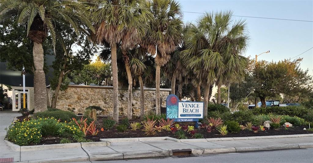 418 Narvaezi Street Venice, FL 34285 - Photo 47 of 67 a sign that is on the side of a road