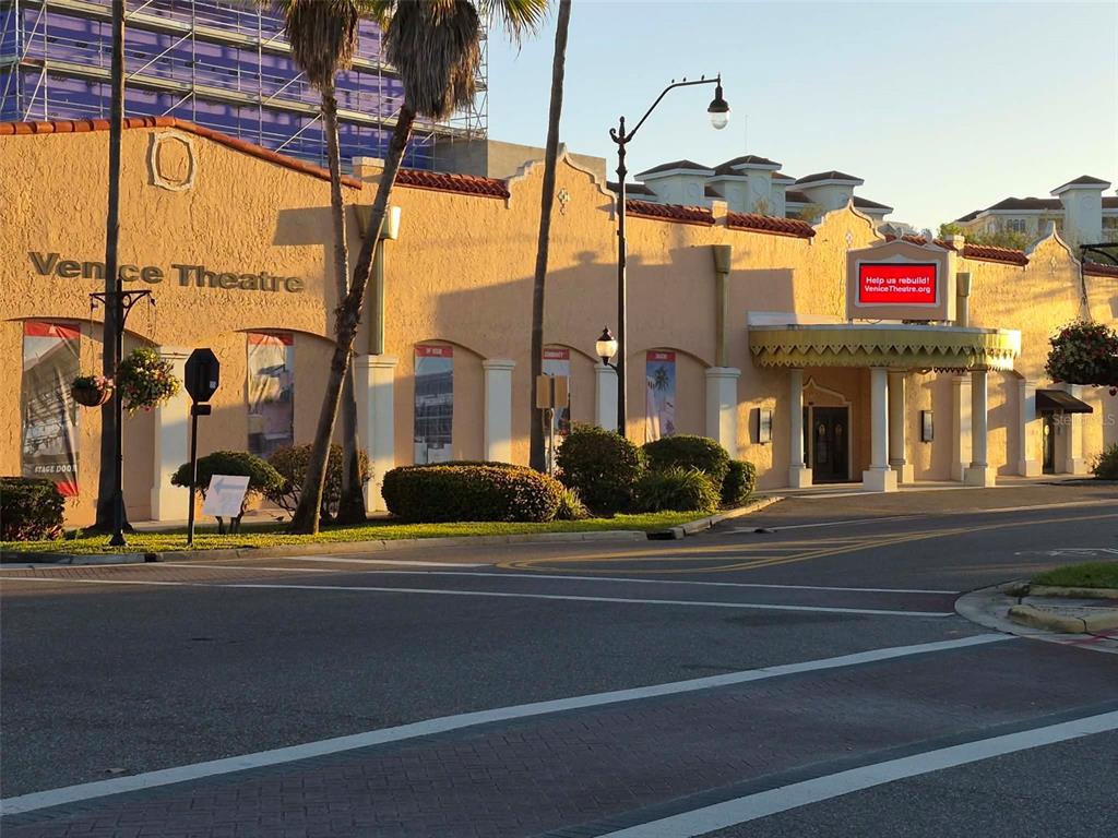 418 Narvaezi Street Venice, FL 34285 - Photo 61 of 67 a view of a building with a street