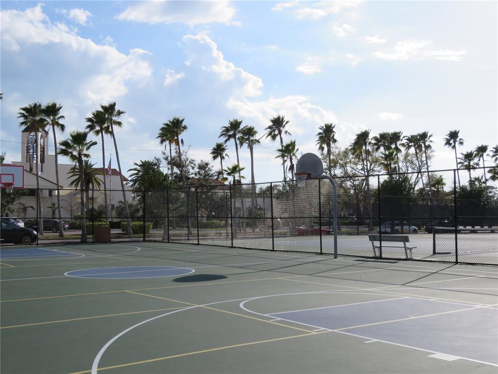 418 Narvaezi Street Venice, FL 34285 - Photo 63 of 67 a view of a tennis court