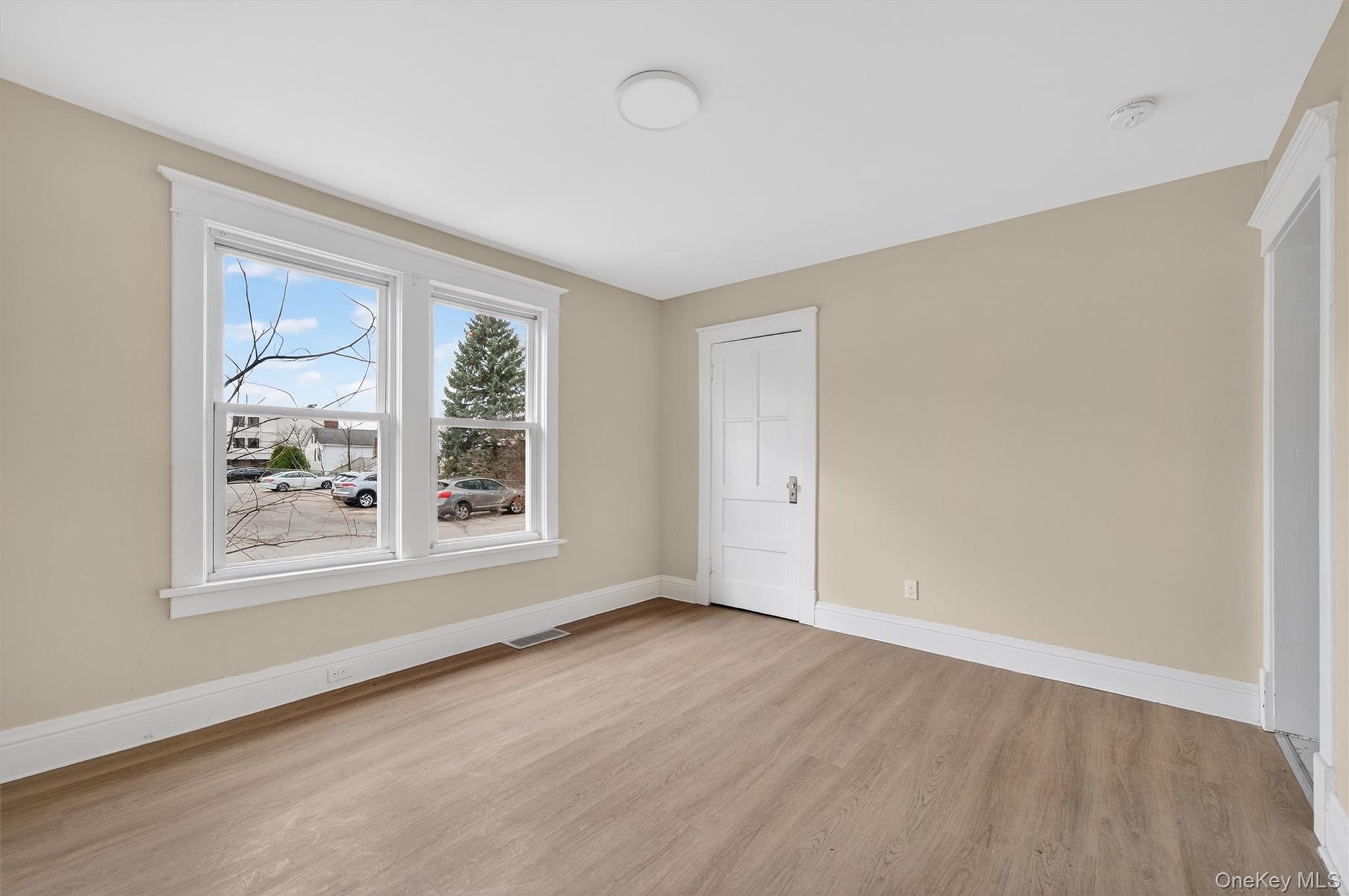 26 1/2 Ridge Street Middletown, NY 10940 - Photo 11 of 36