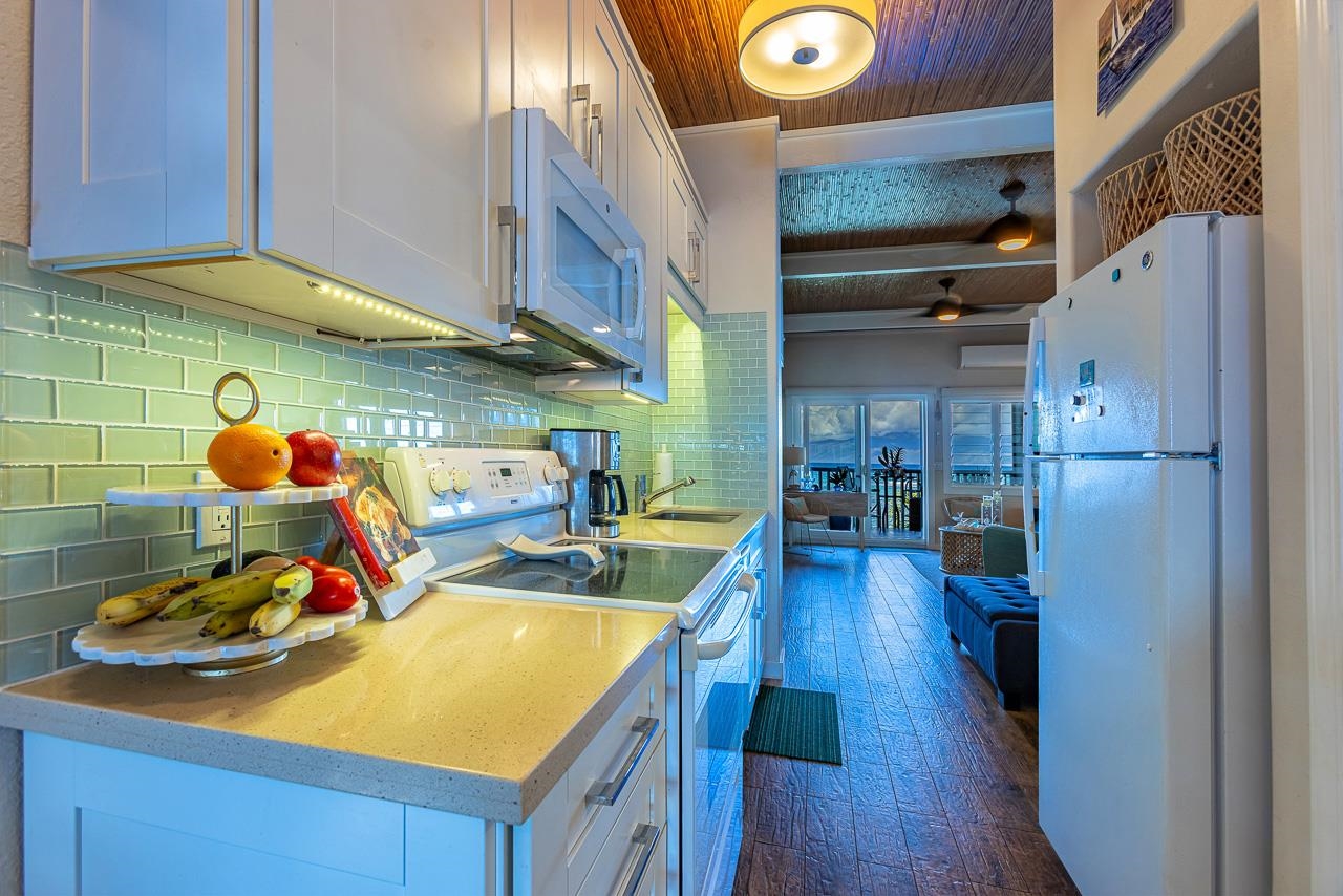 4435 Lower Honoapiilani Road, Unit 301 Lahaina, HI 96761 - Photo 13 of 49 Gallery Image 13