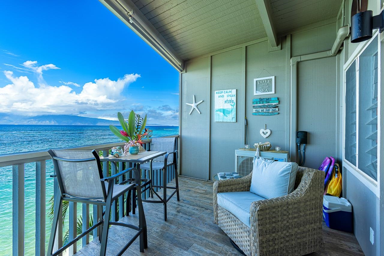4435 Lower Honoapiilani Road, Unit 301 Lahaina, HI 96761 - Photo 2 of 49 Gallery Image 2