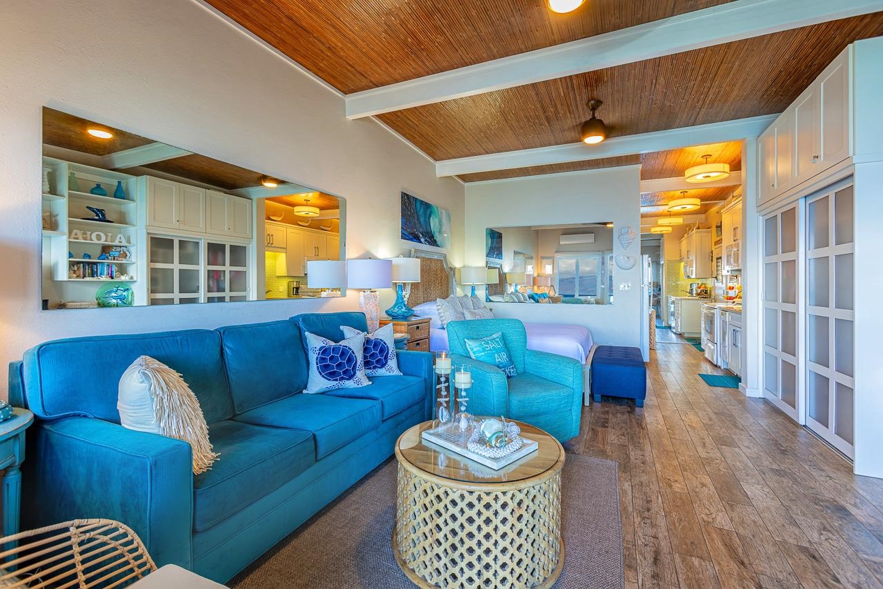 4435 Lower Honoapiilani Road, Unit 301 Lahaina, HI 96761 - Photo 5 of 49 Gallery Image 5